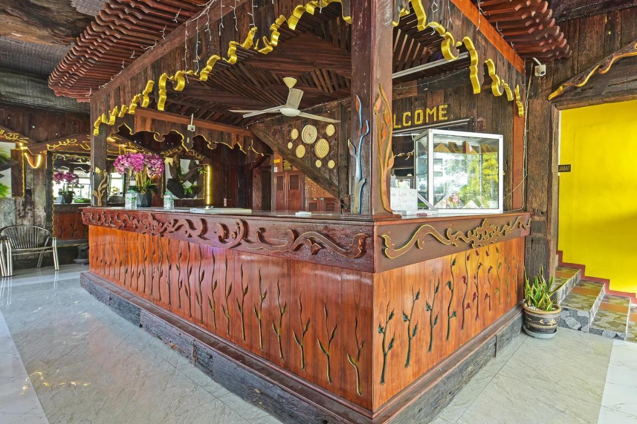 Super Oyo Capital O 90659 Raintown Timbers Hotel Taiping Eksteriør billede