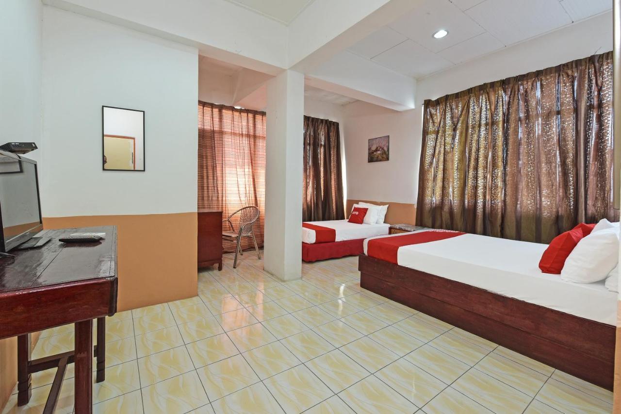Super Oyo Capital O 90659 Raintown Timbers Hotel Taiping Eksteriør billede
