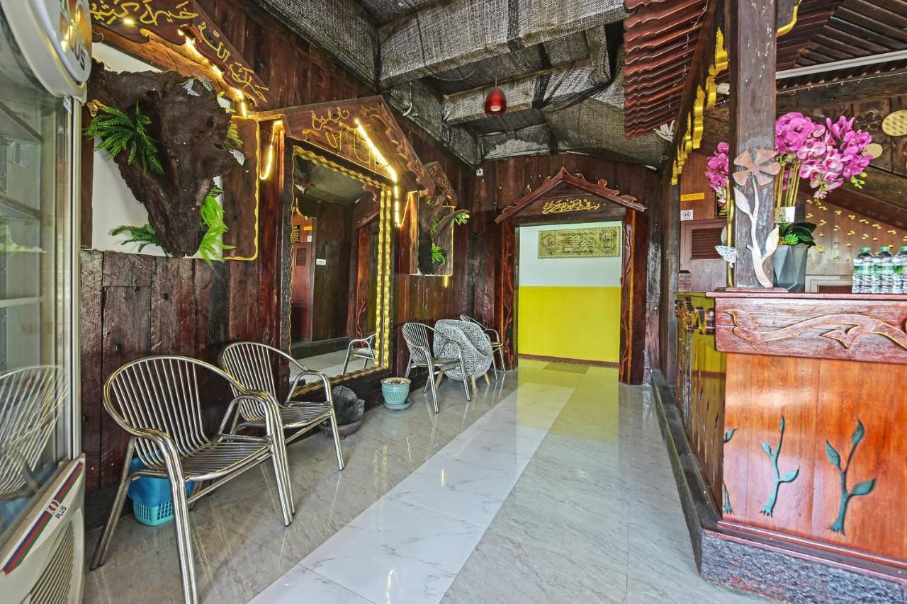 Super Oyo Capital O 90659 Raintown Timbers Hotel Taiping Eksteriør billede