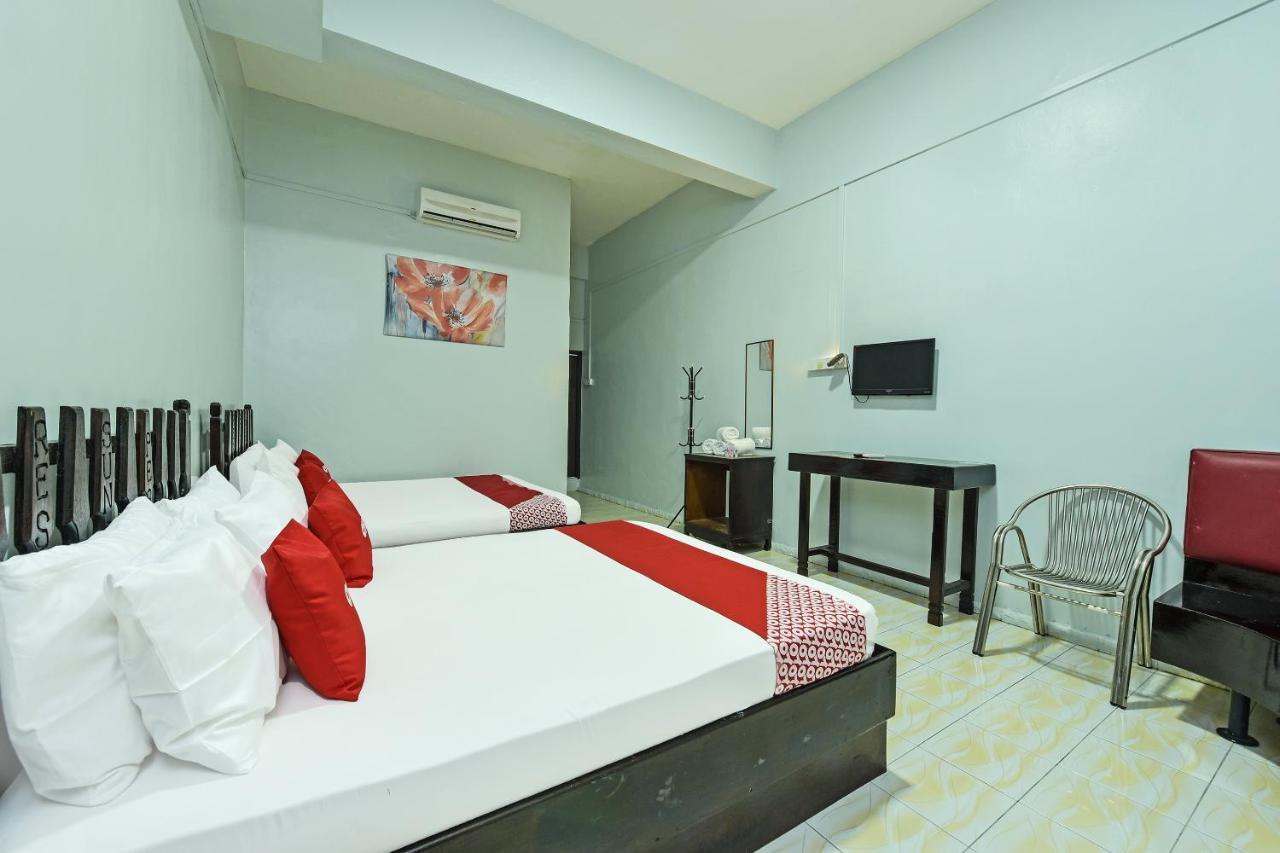 Super Oyo Capital O 90659 Raintown Timbers Hotel Taiping Eksteriør billede