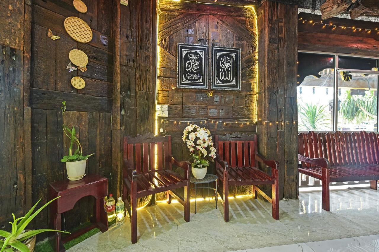 Super Oyo Capital O 90659 Raintown Timbers Hotel Taiping Eksteriør billede