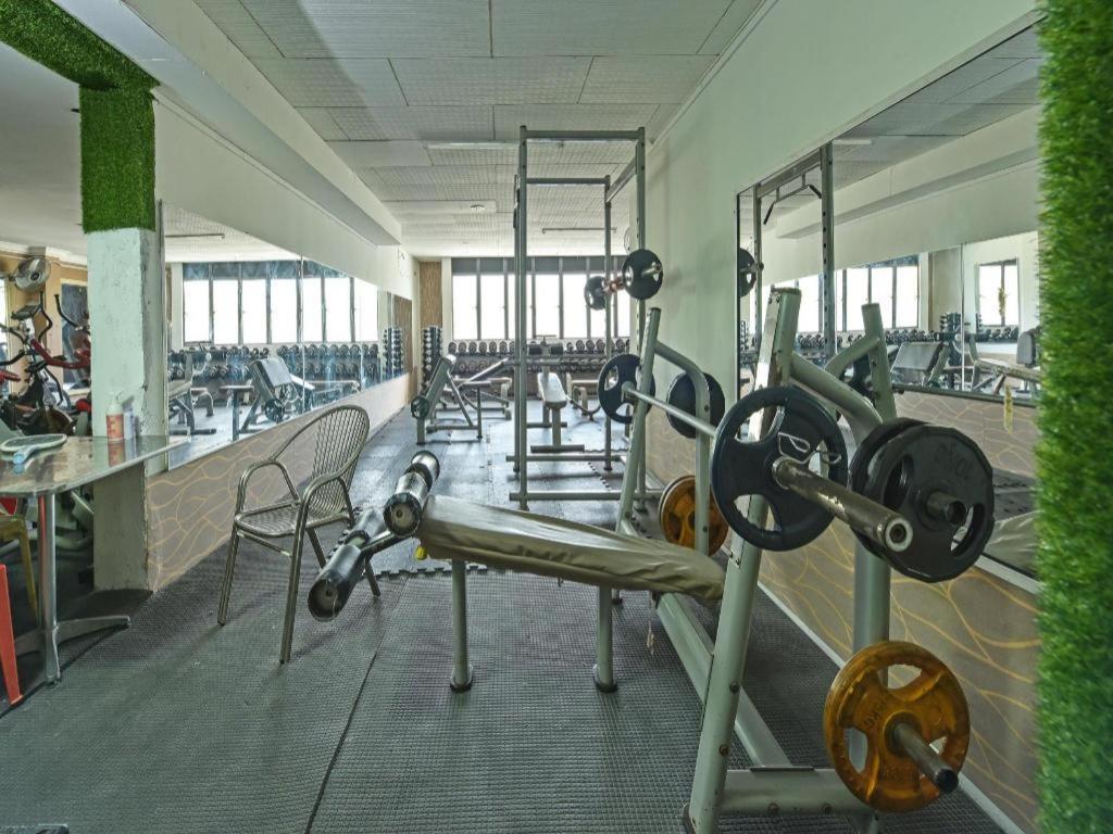 Super Oyo Capital O 90659 Raintown Timbers Hotel Taiping Eksteriør billede