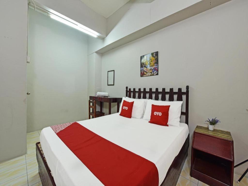 Super Oyo Capital O 90659 Raintown Timbers Hotel Taiping Eksteriør billede